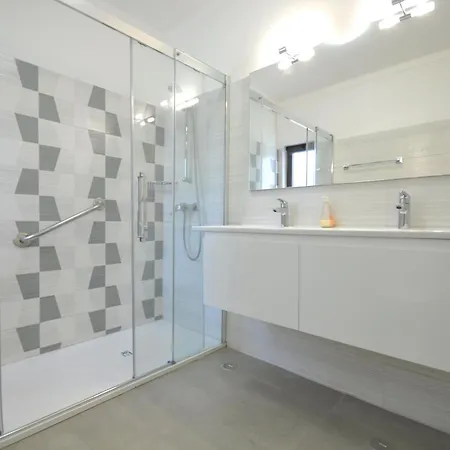 In Typical Portuguese Style Quiet Area Of With Private Pool Vilamoura