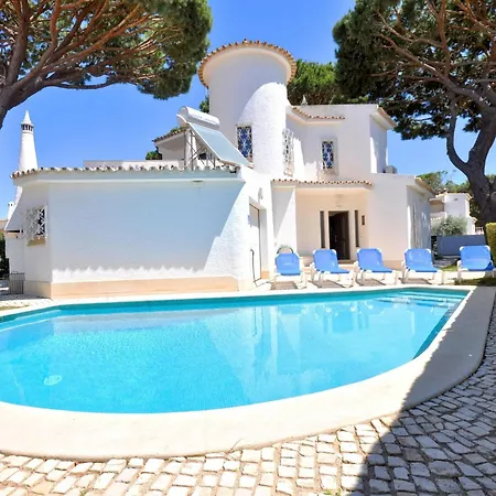 In Typical Portuguese Style Quiet Area Of With Private Pool *